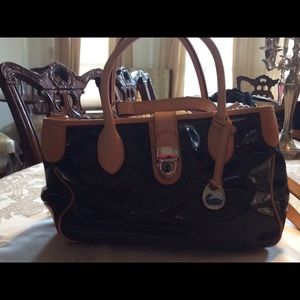 Patent leather purse